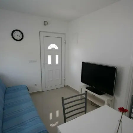 Popovic Apartment *